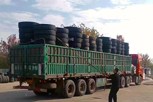 Neumáticos OTR enviados a Mongolia