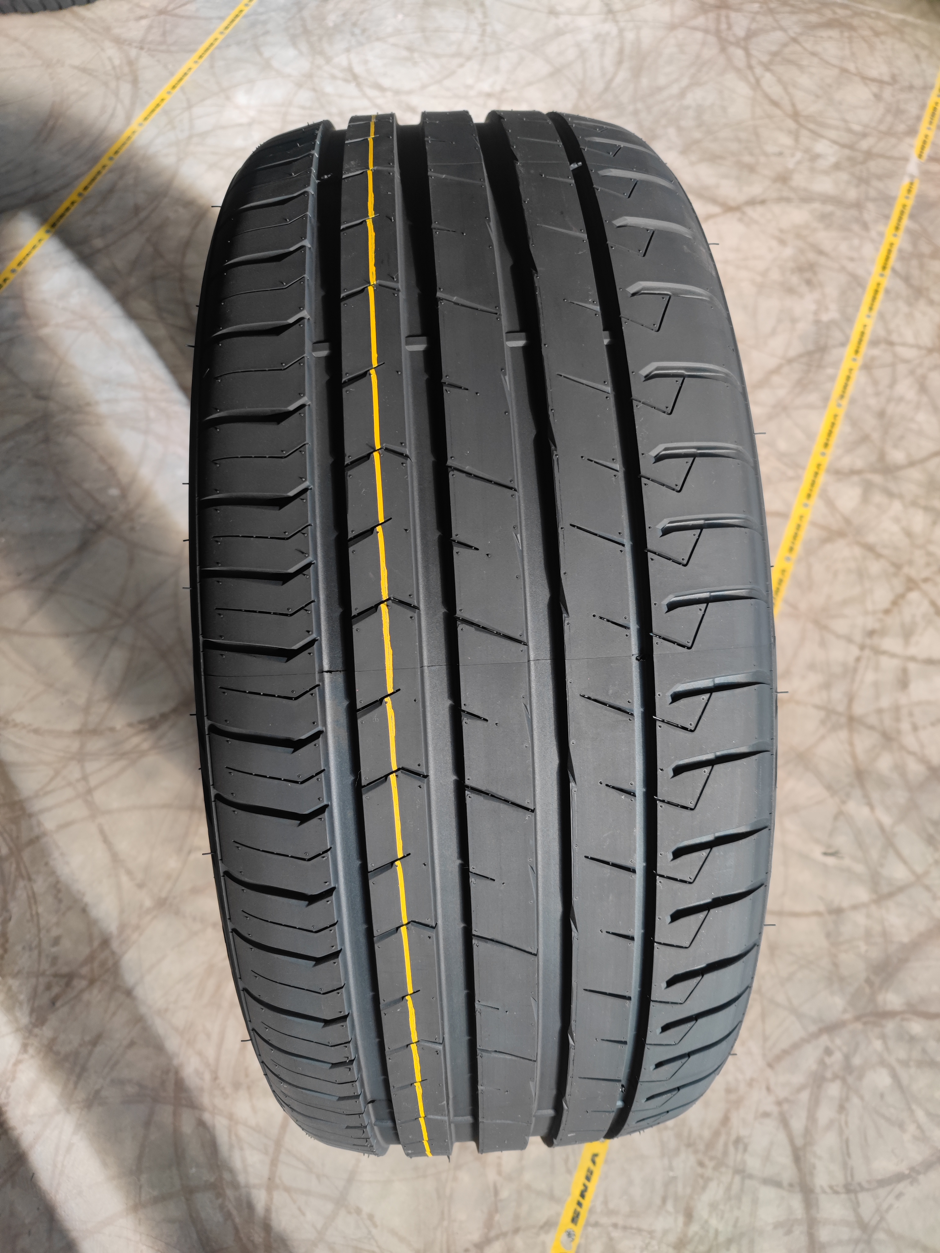 285 40ZR23 (1)